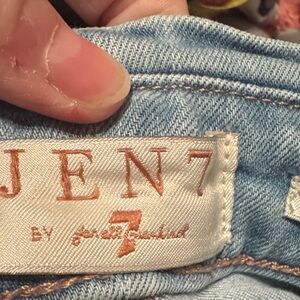 Jen 7 by 7 For All Mankind Sky Blue Women's Jeans. Wide leg cropped.